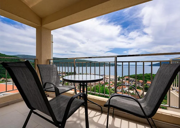 Golden View Apartments